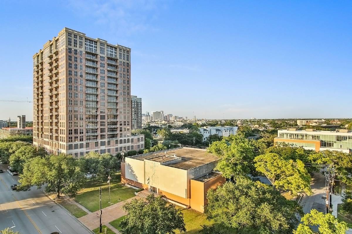 Topaz Villas Condo Sale Trends
