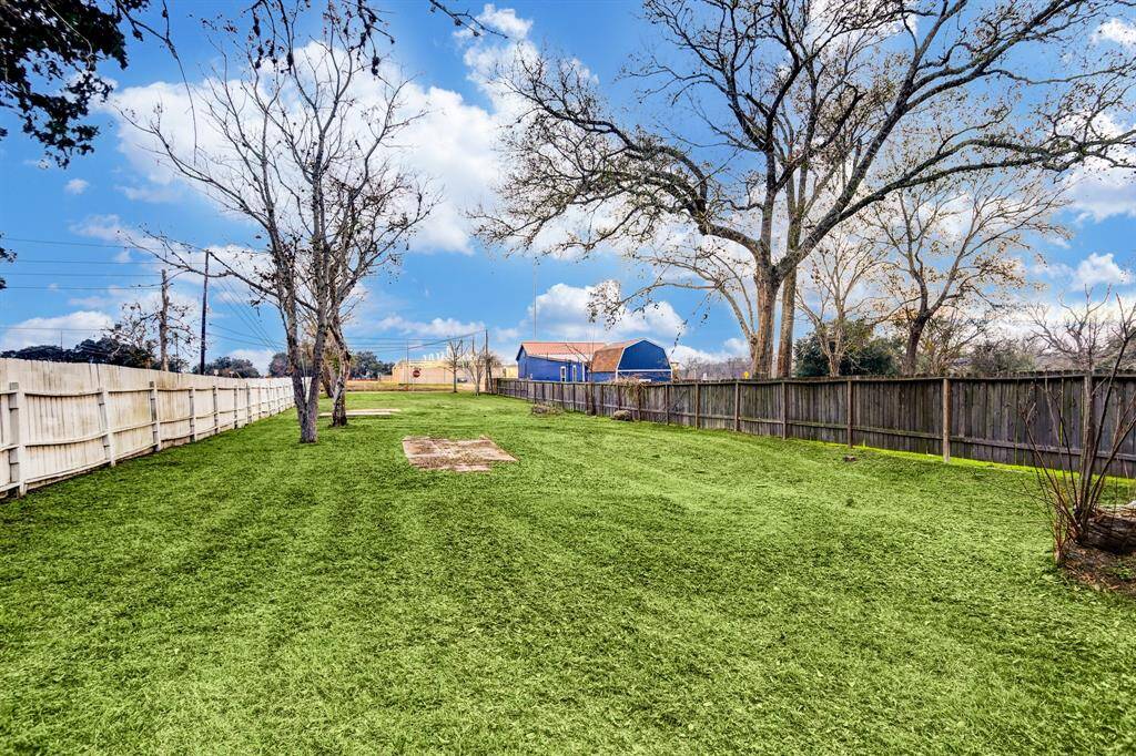 Downtown Fulshear Offers the Perfect Setting for Your Business!