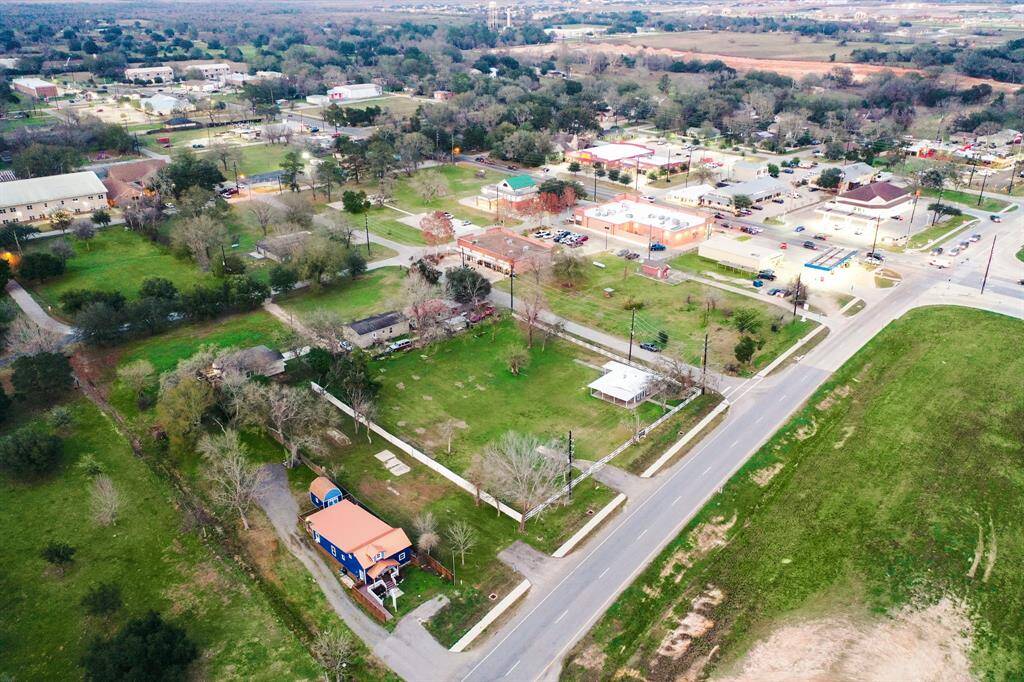 Surrounded by new development - Your business will Thrive in Downtown Fulshear!