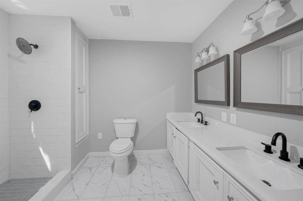 Unit A- Primary Bathroom