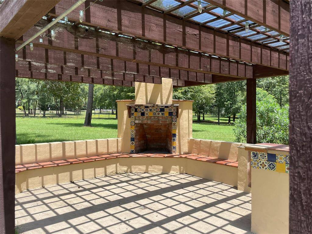 Great space for outdoor cooking and entertaining.