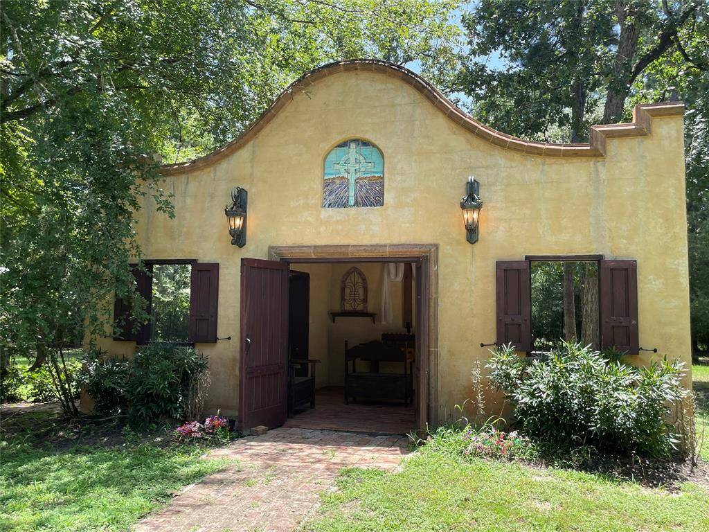 This small chapel is the first structure in the United States to be built using hempcrete.