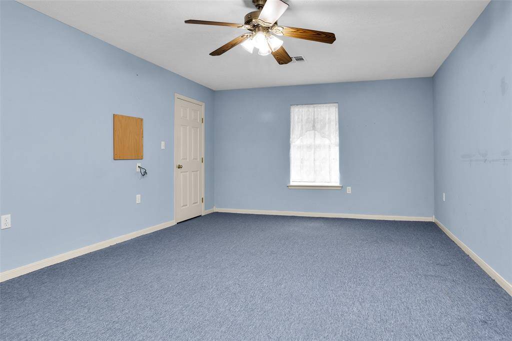 Ideal space for bunk beds or multiple single beds, perfect for accommodating grandkids.