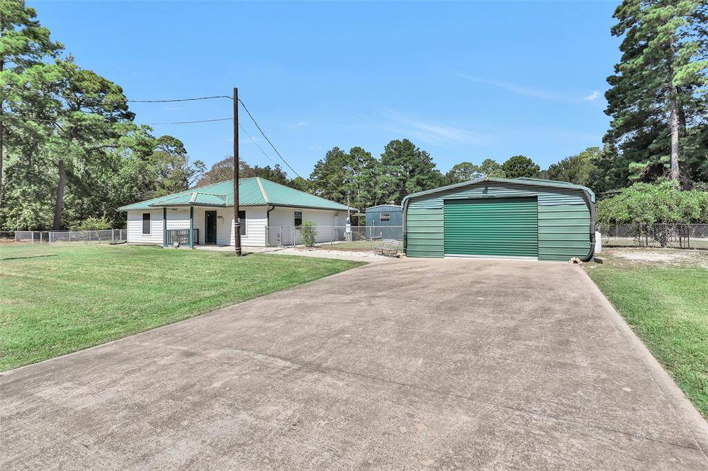 This spacious 19.7 x 19.9 garage is ideal for storing your car, boat, motorcycle, or recreational gear.
