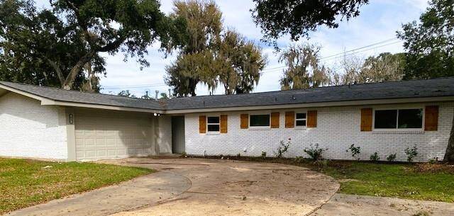 This house is totally renovated including windows!