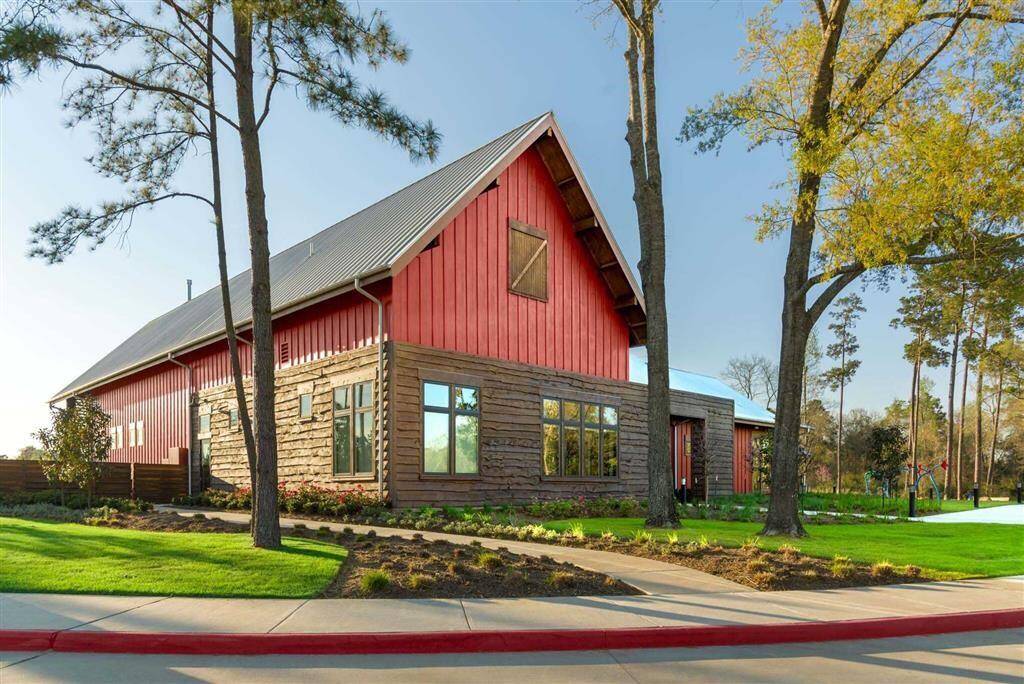 Amenity Center