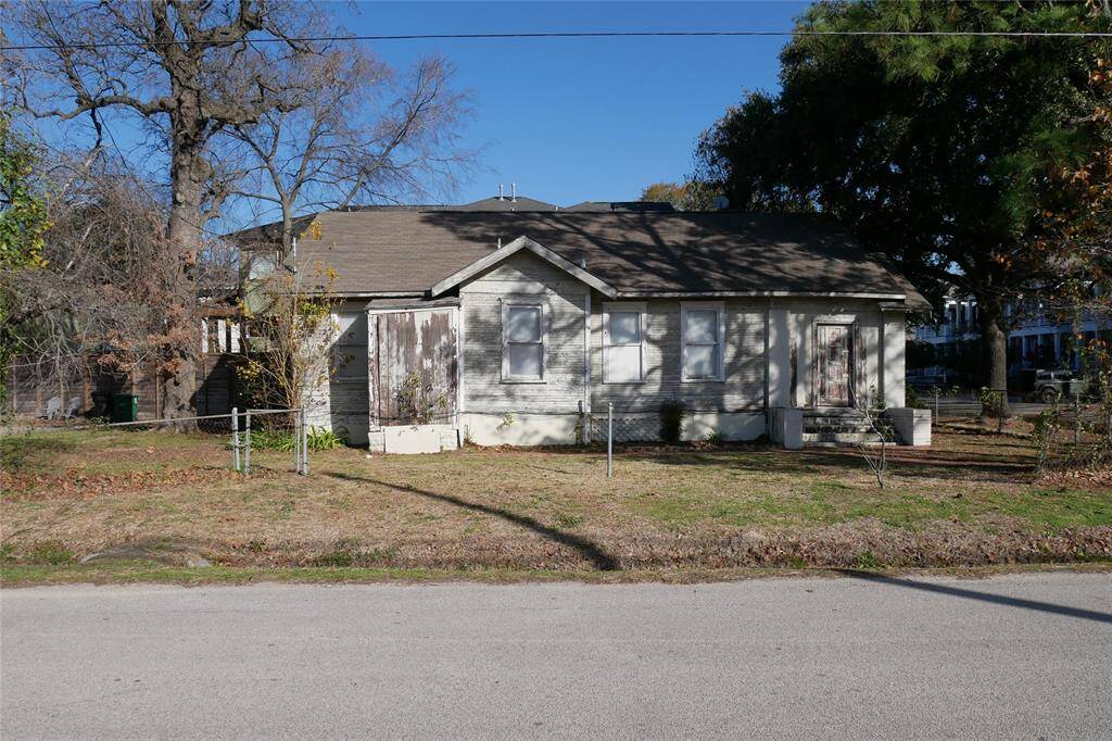 House - View From South Side