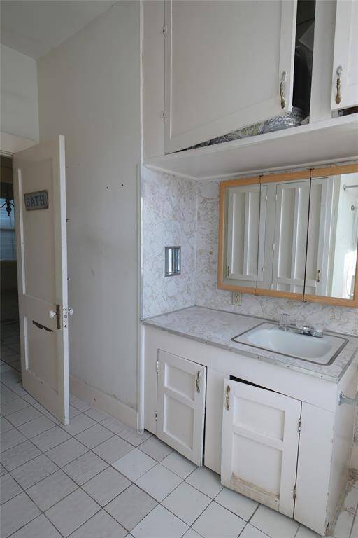Main Bath
