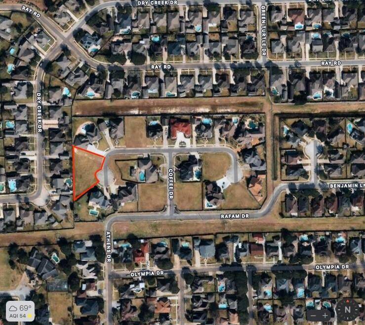 The only gated subdivision in Pasadena