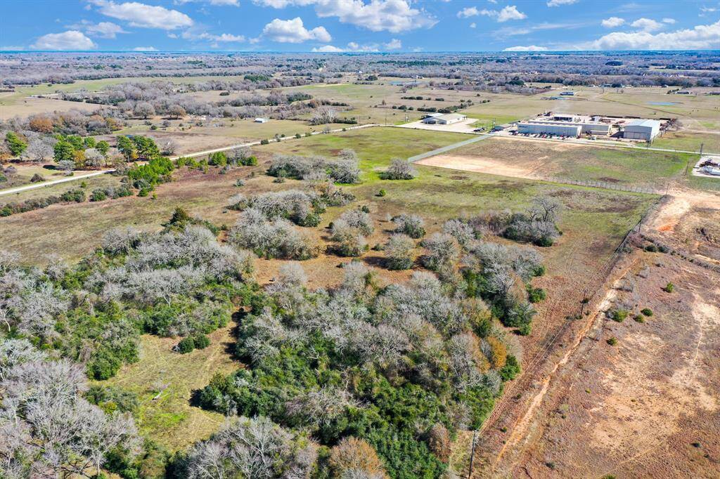 25 acres off Mack Washington.