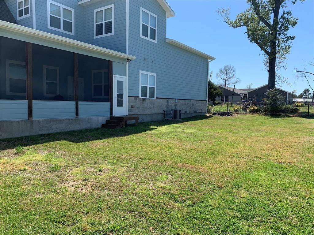 Yard includes sprinkler system