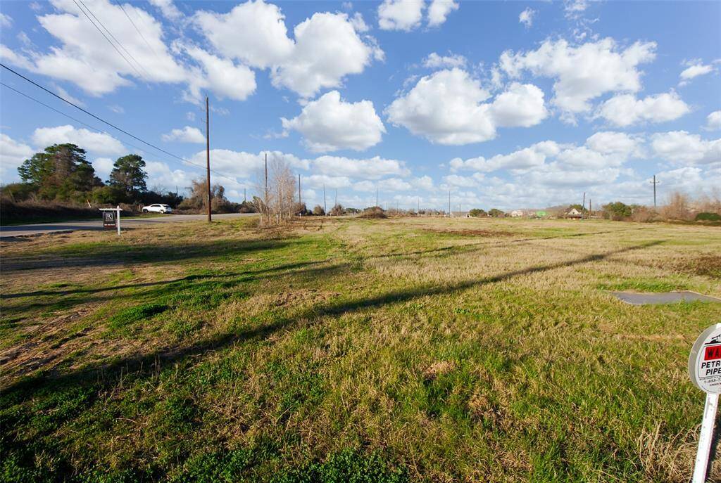 This photo was taken at the corner of FM 1093 looking north up Fulshear-Katy Road.