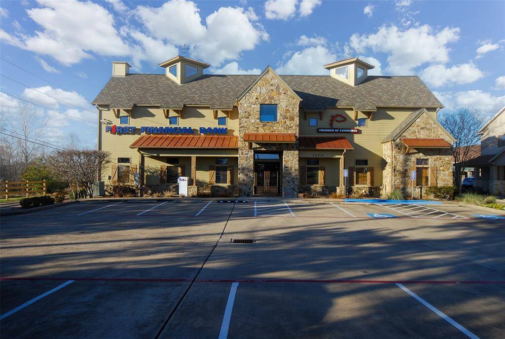 Here, is the commercial Office building that borders the subject property on the east.