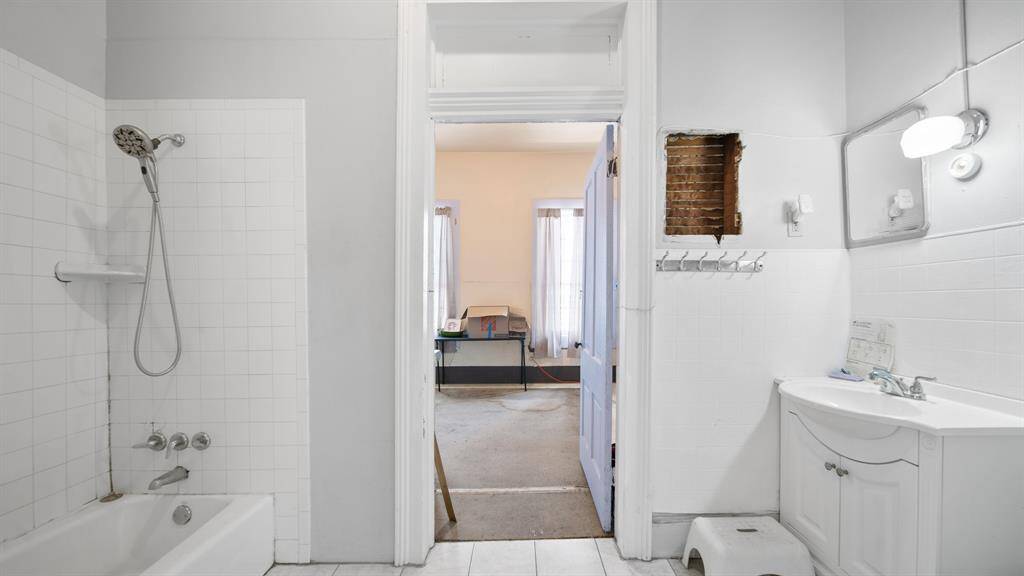 Unit 2 bedroom 1