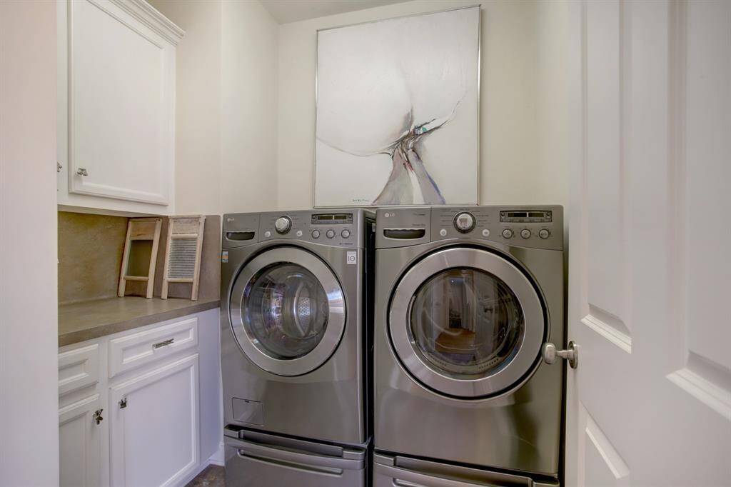 Neat and tidy Laundry and utility room!