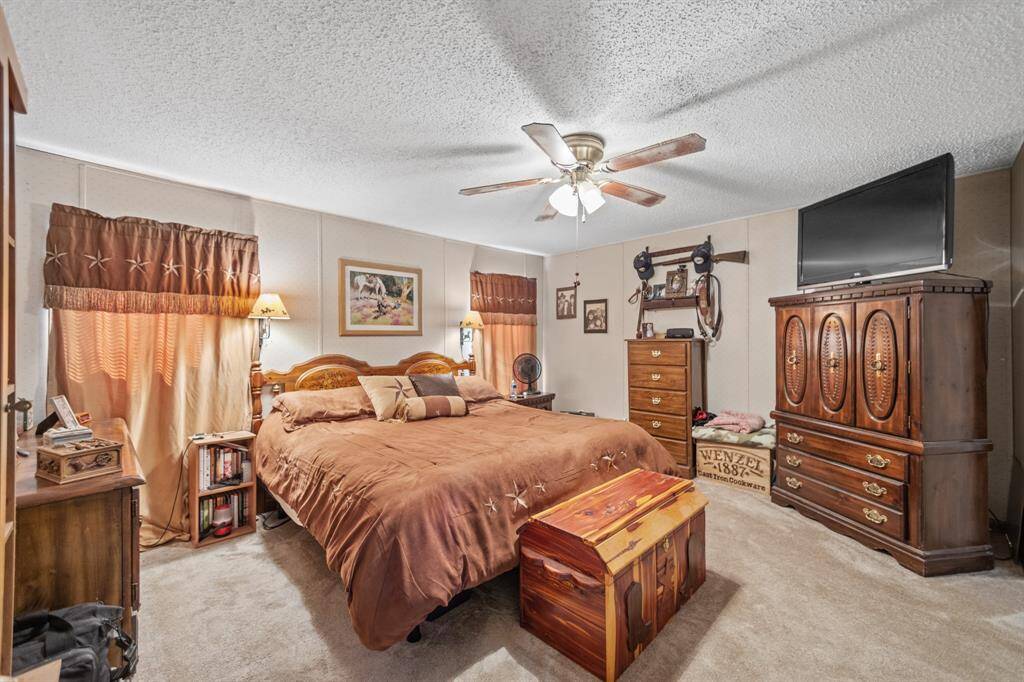 1st Primary Bedroom