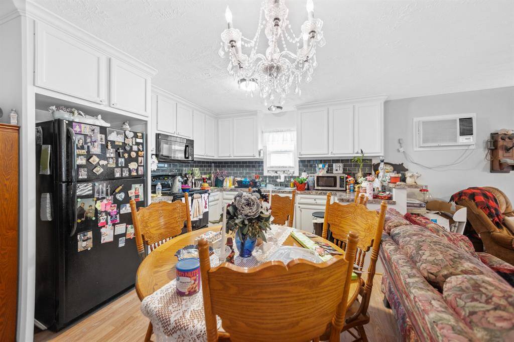 2nd Kitchen -         In-Law Suite