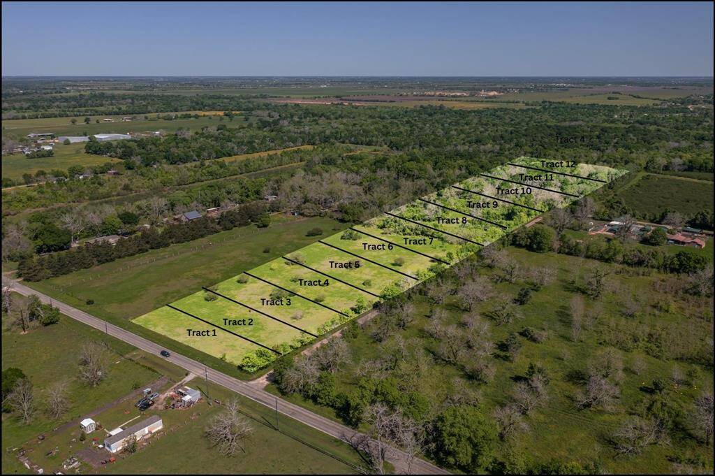 Possibility of dividing into 12 1-acre tracts. (Not drawn to scale)