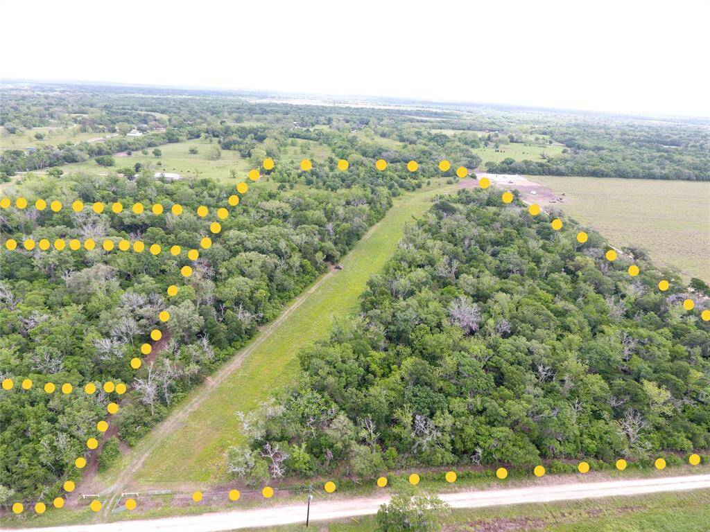25 Acre block (Lots 12 and 18 on the left border are slightly outlined)