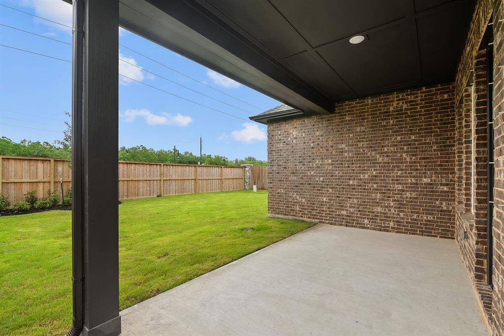 Welcome to The Kepley by David Weekley Homes. Move-In-Ready Now!