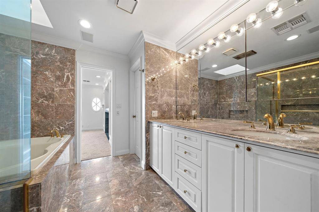 Another view of the primary master bathroom