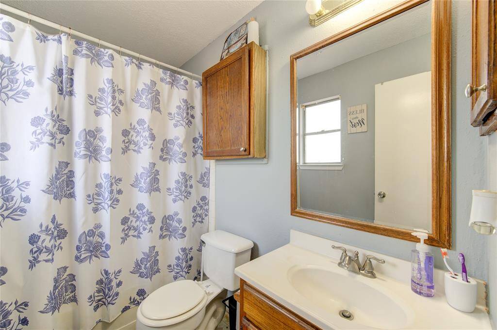 Bathroom 2