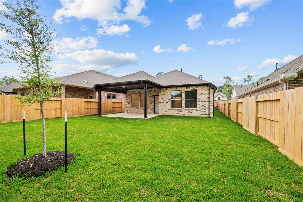 Welcome to The Penmark by David Weekley Homes. Move-In-Ready Now!