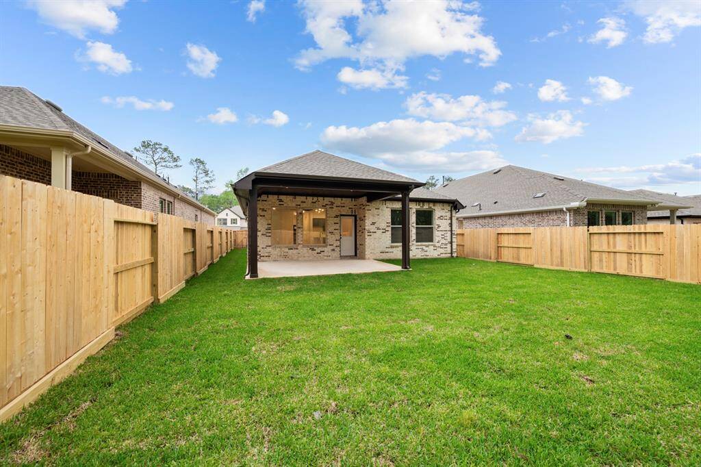 Welcome to The Penmark by David Weekley Homes. Move-In-Ready Now!