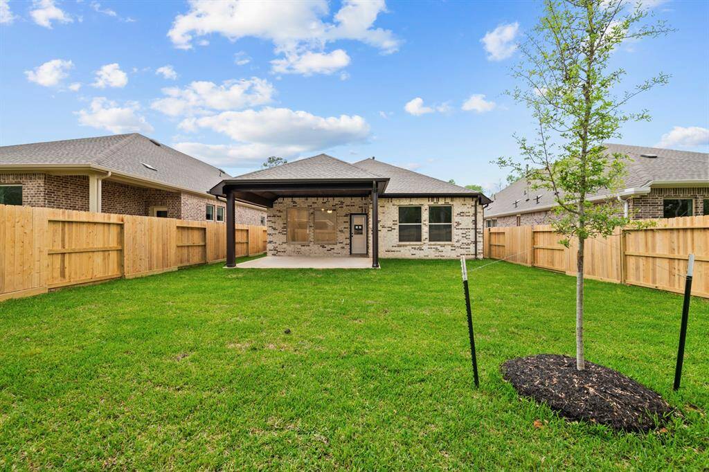 Welcome to The Penmark by David Weekley Homes. Move-In-Ready Now!