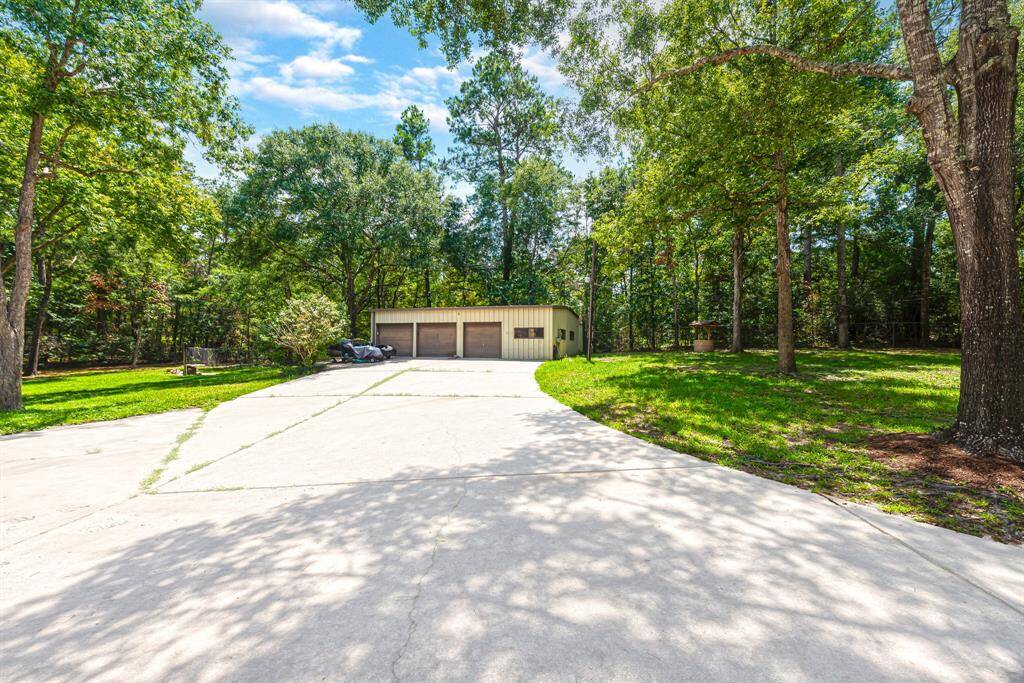Driveway & parking to business/office/Hobby
