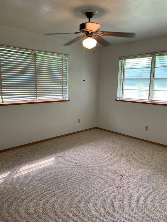 Second bedroom overlooking back pasture