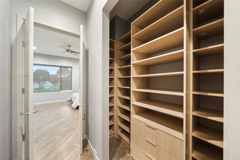 Clostet in second bedroom