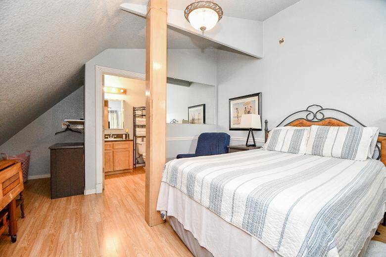 Guest Room 1 - View 3