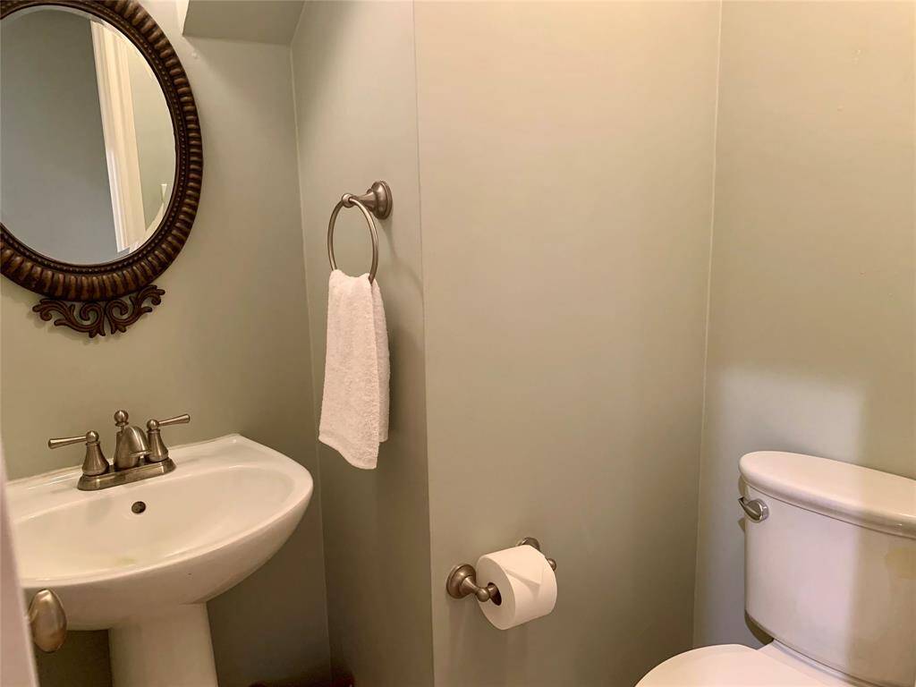 DOWNSTAIRS POWDER ROOM