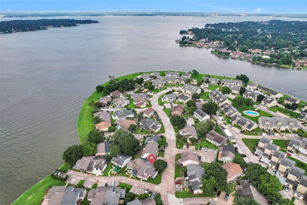 Nice views of Lake Conroe