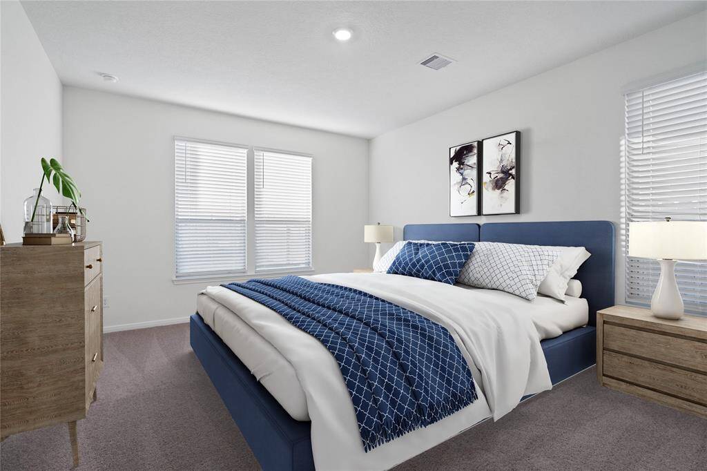 Perfect for entertaining is this amazing loft/game room! Right upstairs this space would be a fabulous teen hangout, media room, or adult game room complete with enough room for a pool table and big screen TVs! Featuring plush carpet, high ceilings, custom paint and large windows!