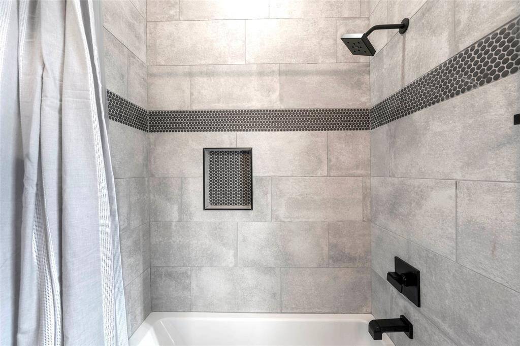 Indulge in the art of relaxation in the queen bath.  impeccably crafted