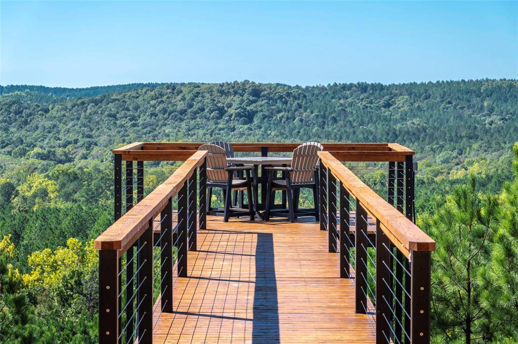 Each view captures a breathtaking tableau