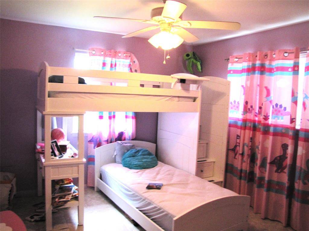 Another secondary bedroom.
