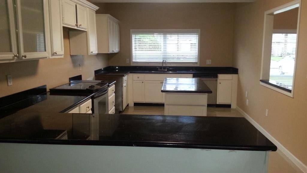 Upgraded granite kitchen countertop