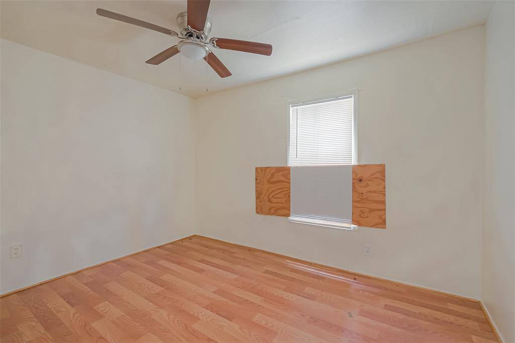 The second bedroom offers a cozy area. It provides comfort and privacy ideal for relaxing.