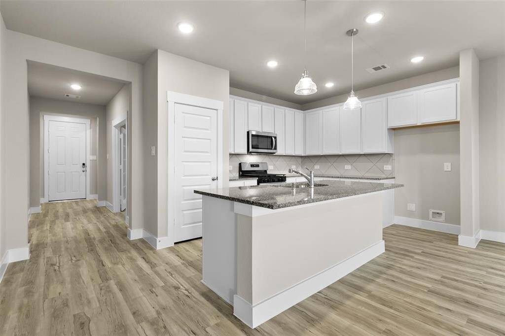 Entryway Leading to Kitchen