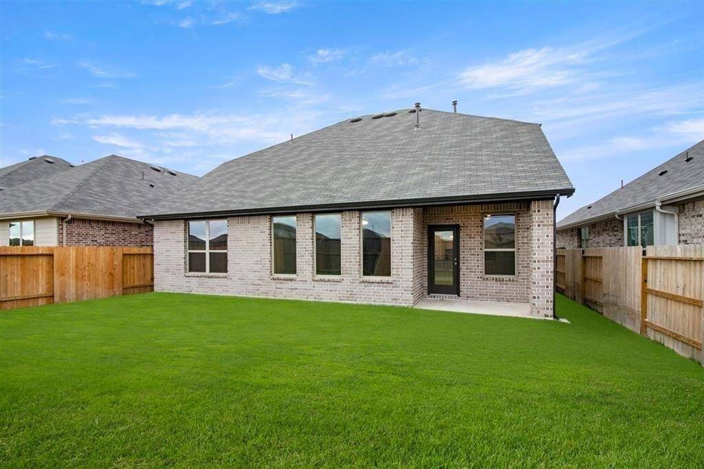 Full Sod, Irrigation System, and Gutters