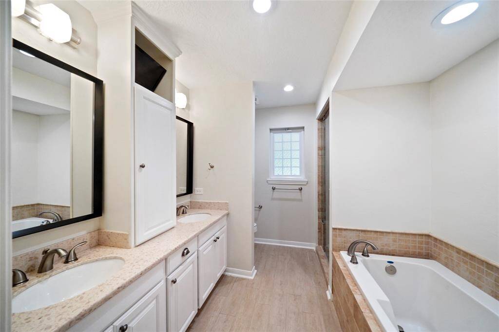 Primary bath