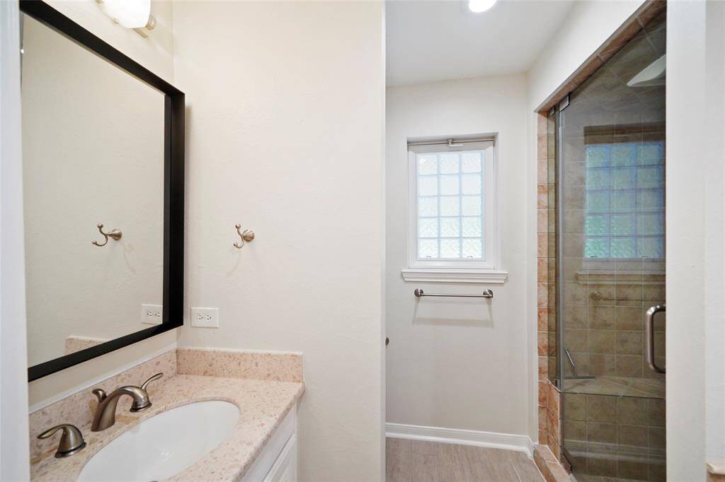 Primary bath
