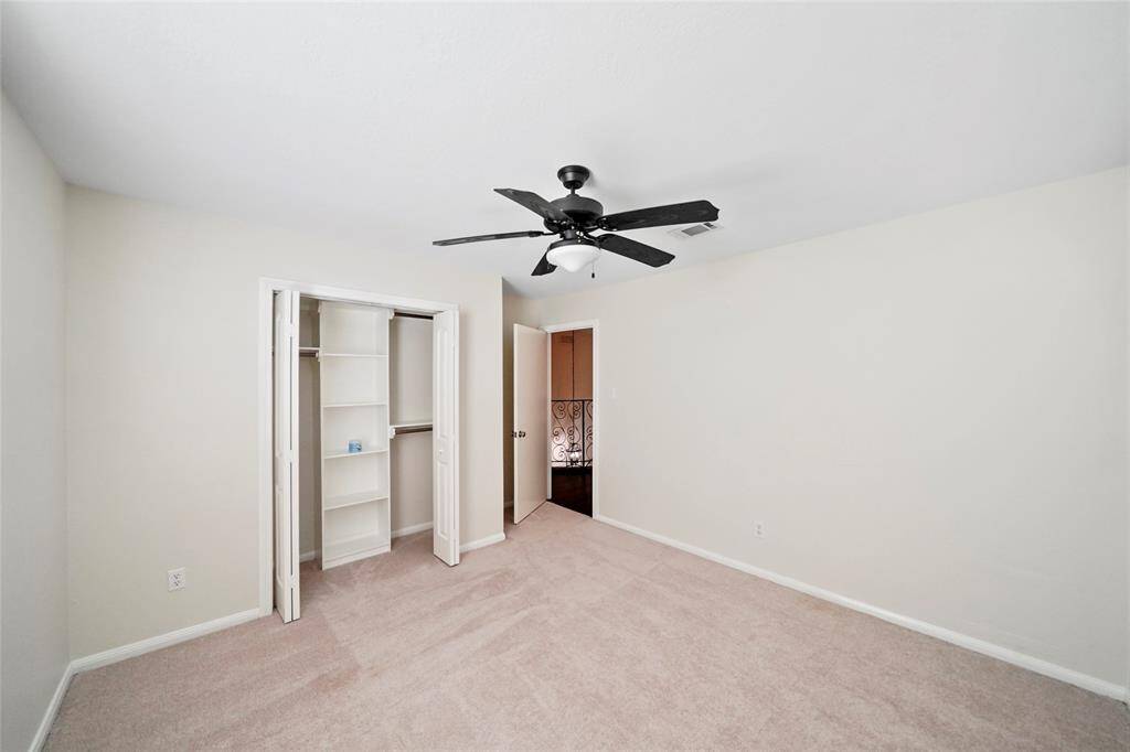 Secondary bedroom