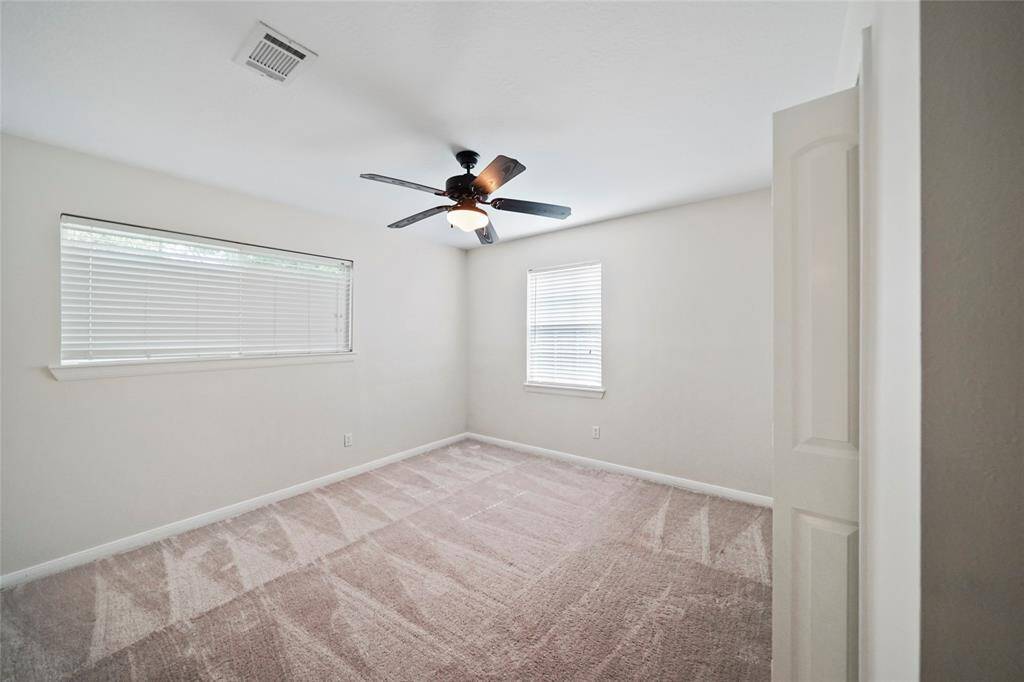 Secondary bedroom
