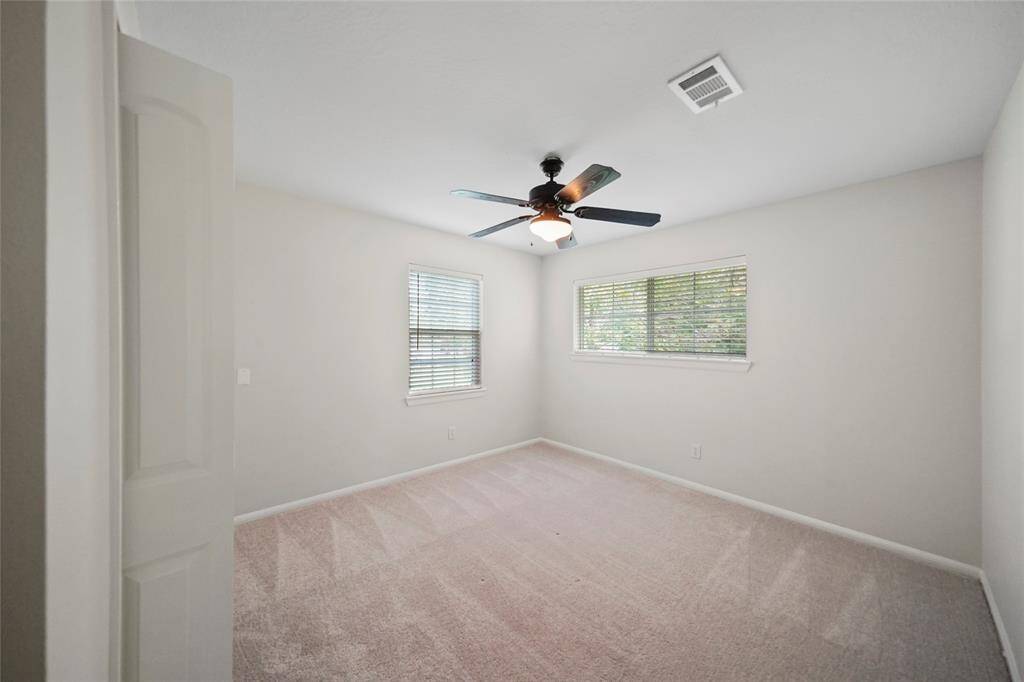 Secondary bedroom