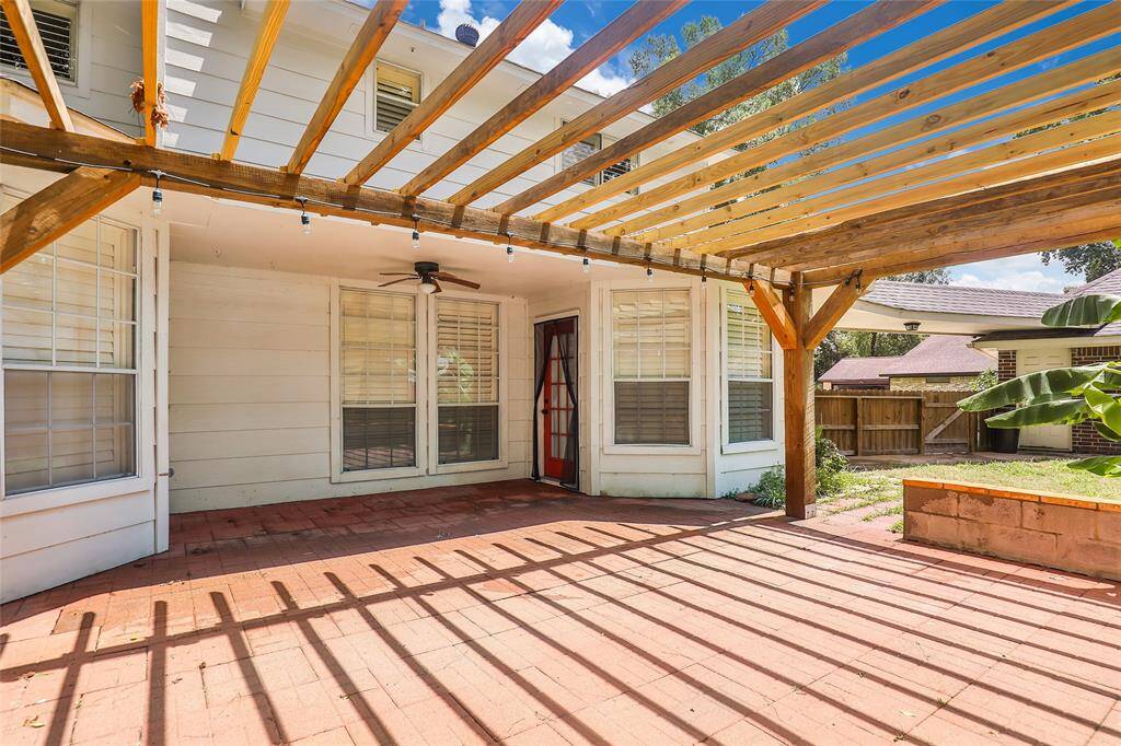 Great entertaining space
