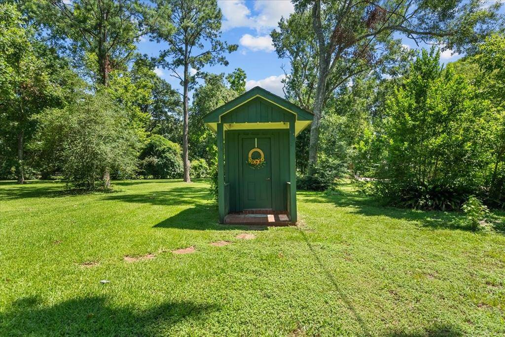 Indeed, behold your personal rustic retreat! Your very own outhouse when you just cant wait!